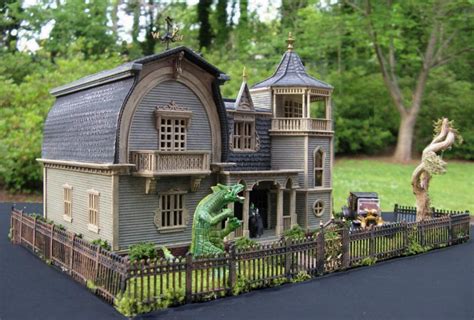 MUNSTERS HOUSE Model DioramaHaunted HouseHalloween | Etsy