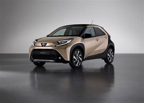 Nuova Toyota Aygo X 2022: dimensioni, interni, motorizzazioni