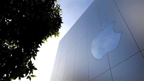 Report: Apple to Launch Electric Car Using New Battery Tech by 2024