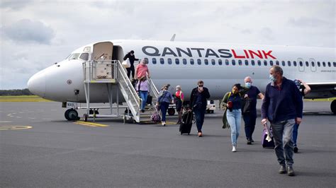 Qantas delays launch of Coffs Harbour to Brisbane route due to COVID-19 ...