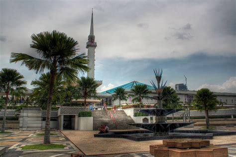 National Mosque of Malaysia - Very close to Islamic Arts Museum. Well ...