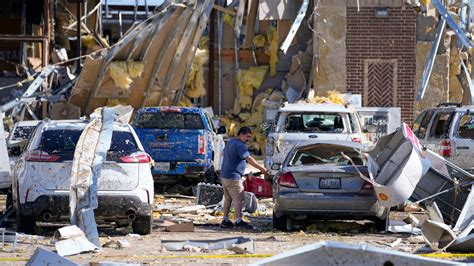 Texas and Oklahoma suffer severe storm damage; At least 14 dead – NECN