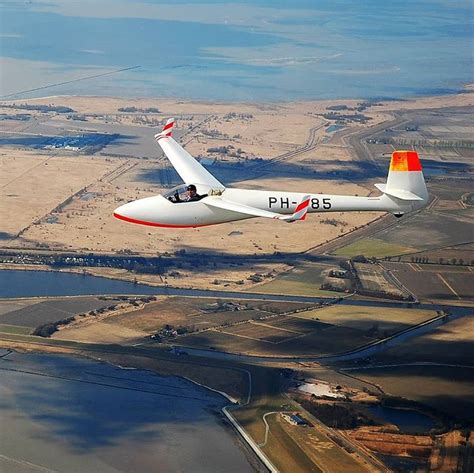 Martin hamberg no Instagram: “Libelle over the Dollard. In the background the Nortsea. #Libelle ...