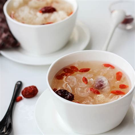 Snow Fungus Soup | China Sichuan Food