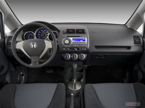 2007 Honda Fit: 11 Interior Photos | U.S. News