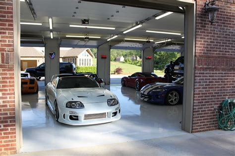 Top 10 Ultimate Dream Car Garages | Secret Entourage | Dream car garage ...