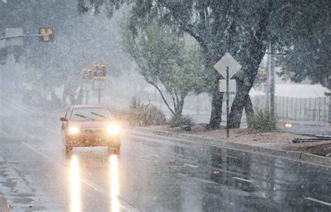 Tucson snow updates: Road to Mount Lemmon closed, some flights canceled | Local news | tucson.com