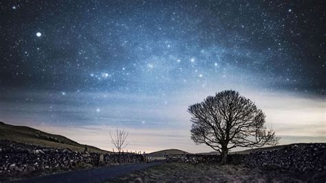 Night sky over Malham, North Yorkshire Yorkshire Dales, Yorkshire ...