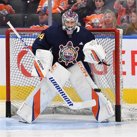 The artwork on the mask of Edmonton Oilers goalie Stuart Skinner