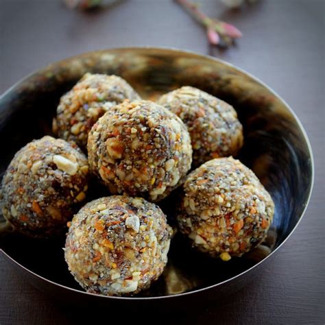 Dry fruit, Seeds and Nuts Laddu (no sugar, no jaggery)