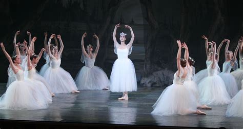 Giselle Ballet Synopsis