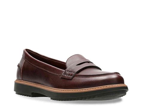 Clarks Leather Raisie Eletta Penny Loafer in Burgundy (Brown) - Lyst