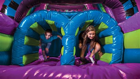 Kids Birthday Party Place | Indoor Bounce House | Pump It Up