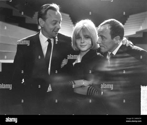 France Gall in show by Rijk de Gooyer and Johnny Kraaijkamp Date: May ...