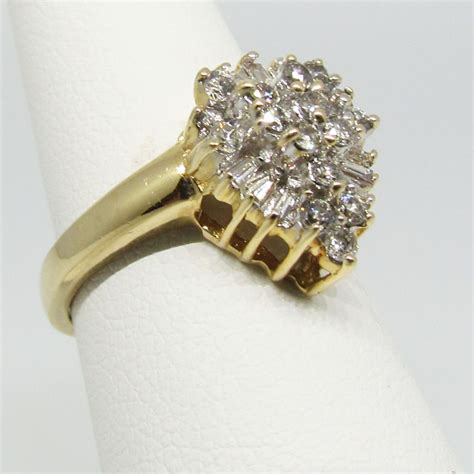 Vintage Yellow Gold and Diamond Ring - Etsy