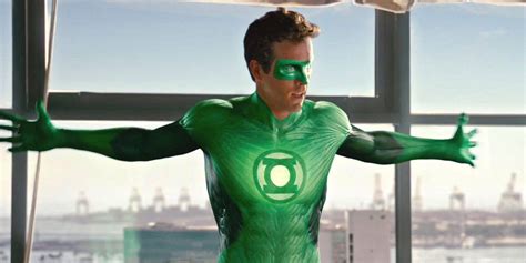 Ryan Reynolds Green Lantern "Reynolds Cut" Sure Is Different | The Mary Sue