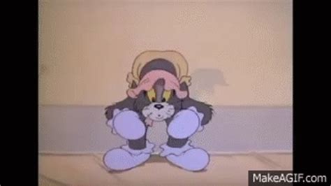 Tom and Jerry, 12 Episode Baby Puss 1943 Part 3 on Make a GIF