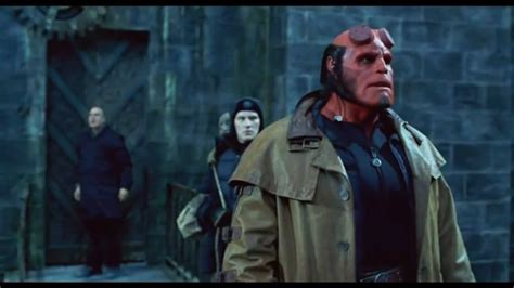 Hellboy 1 (2004) Official HD Trailer - YouTube