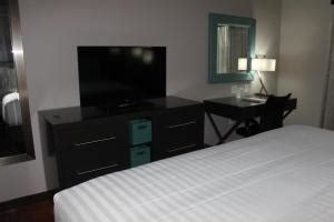 Holiday Inn Express Shawnee, an IHG Hotel, Shawnee – Updated 2023 Prices