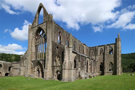 Tintern - Monmouthshire, Wales - Around Guides