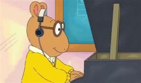 Arthur's Headphones: Trending Images Gallery (List View) | Know Your Meme