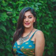 Yashika Aannand Latest Hot HD Photos/Wallpapers (1080p,4k)