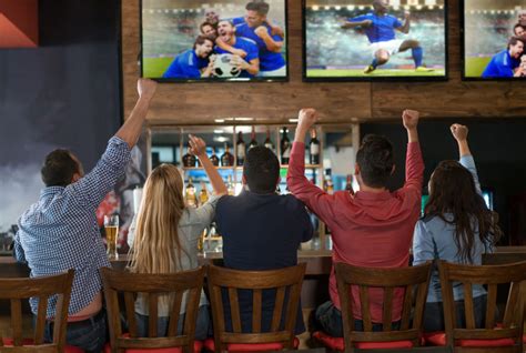 50 Best Sports Bars in America Gallery