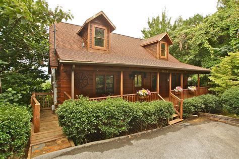 2 Bedroom Cabins | Two BR Cabin Rentals in Gatlinburg, TN | Mtn Laurel Chalets