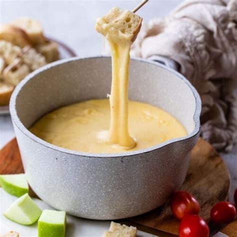 Cheese Fondue | Make Easy Cheese Fondue at Home – WellPlated.com