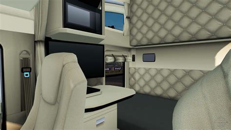 The luxury interior in Kenworth T680 for American Truck Simulator