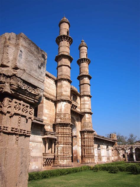 The Jami Masjid - Rakhee Ghelani