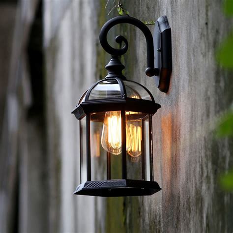 Retro Iron Wall Lamp for Indoor/Outdoor Lighting