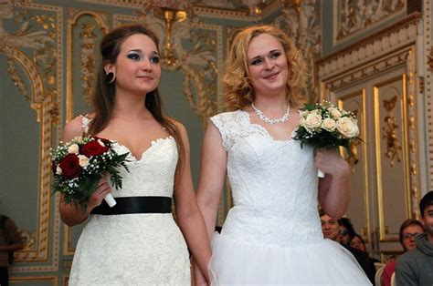 These Two Brides Were Allowed To Officially Marry In Russia