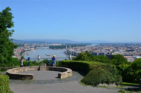 Le Mont Gellert - Budapest Guide