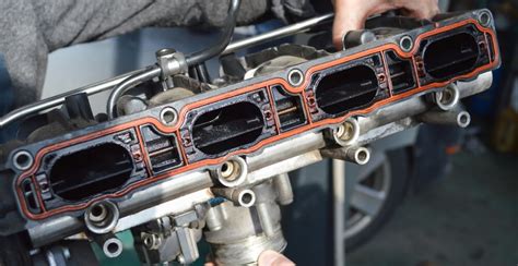 5 Symptoms of an Intake Manifold Gasket Leak & Replacement Cost