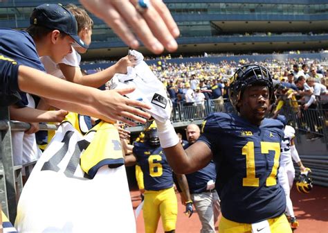 TE Tyrone Wheatley Jr. leaves Michigan football team | MLive.com