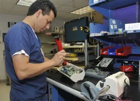 Biomedical Equipment Technician (BMET), How to Become One? | Healthtian