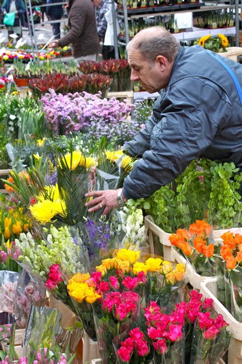 BEST GUIDE TO OLD SPITALFIELDS MARKET FOOD, FASHION & ART