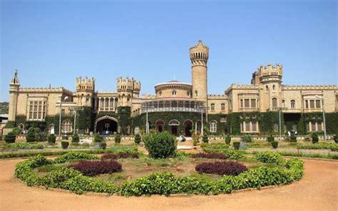 Bangalore Palace, History, Timings, Architecture, Entry Fee