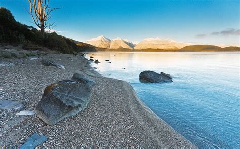 Lake Manapouri - wildroad photography