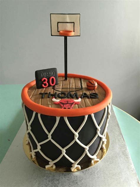 The 25+ best Basketball birthday cakes ideas on Pinterest | Basketball cakes, Basketball ...