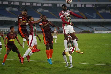 Mohun Bagan share the spoils with Gokulam Kerala FC in a 2-2 draw | I ...