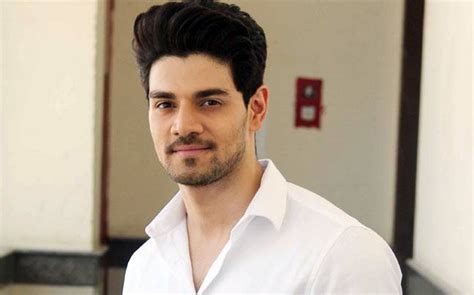 Sooraj Pancholi: I am not a fancy person | Bollywood News – India TV