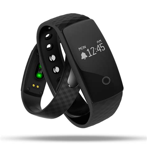 8 Best Fitness Trackers 2024 - Fitness Tracker Reviews - Track Activity, Calories - Her Style Code