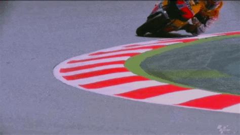 Motorcycle-Race GIFs - Find & Share on GIPHY