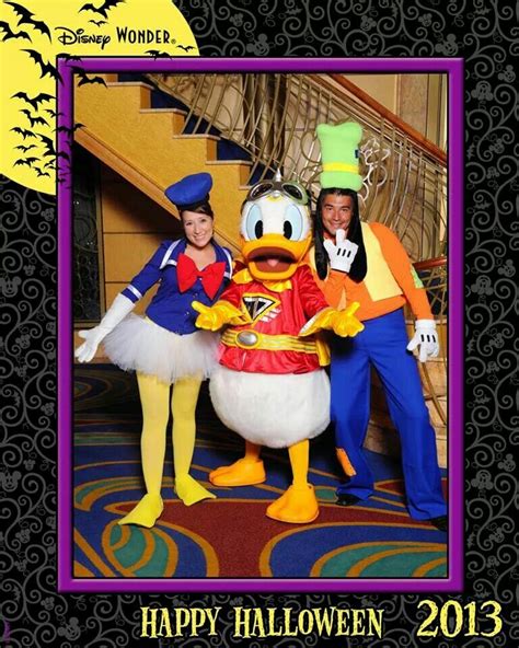 Homemade Donald and Goofy costumes ^_^ | Mickey mouse clubhouse party, Twin halloween, Goofy costume