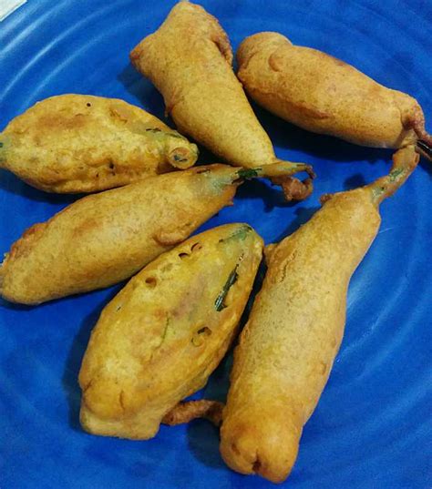 Mirchi Bajji Recipe | Mirapakaya Bajji Recipe - Chakris Kitchen