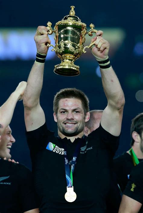 Richie McCaw with the Webb Ellis Cup All Blacks Rugby Team, Nz All Blacks, Richie Mccaw, Rugby ...