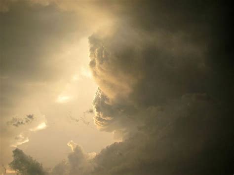 7 miraculous times God appeared in the clouds (PHOTOS) - Living Faith ...