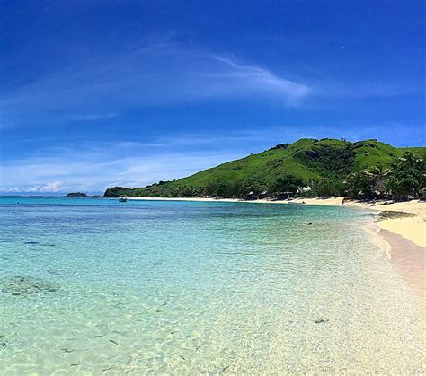 BLUE LAGOON, THE NICEST RESORT ON THE YASAWA - The Travel Fugitive